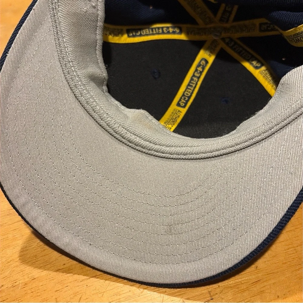 University of Michigan Nike fitted hat 7‎ 3/8